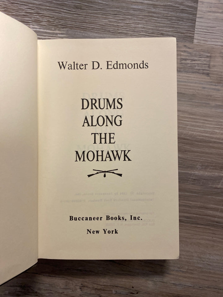 Drums Along the Mohawk by Walter D. Edmonds