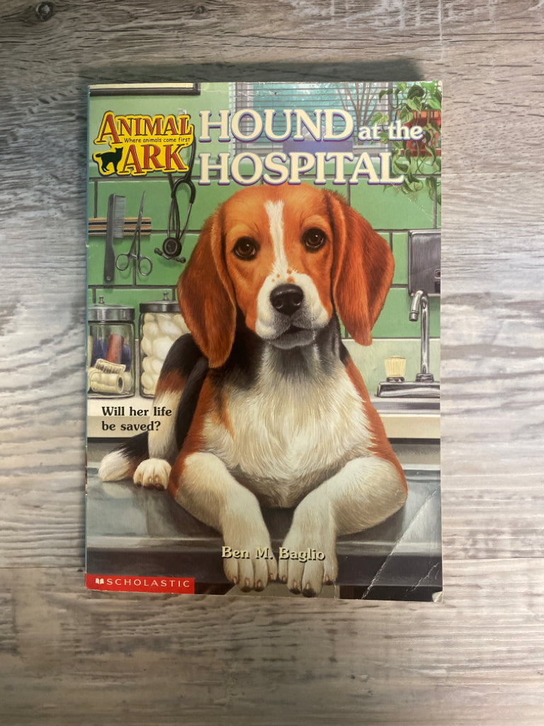 Hound at the Hospital, Animal Ark #33