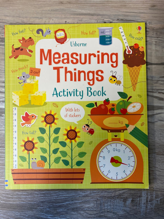 Usborne Measuring Things Activity Book